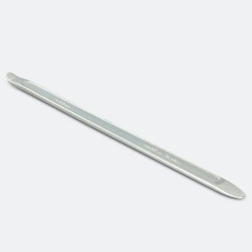 Straight steel tire lever, length 40 cm AVO - 1