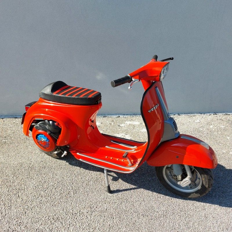 ItalKast 2.0 Single Seat Saddle for Vespa 50, Special, Et3 - GRIP RED  ITALKAST - 2