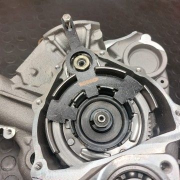 Clutch basket and VMC pinion locking key for small frame Vespas  VMC RACING - 3
