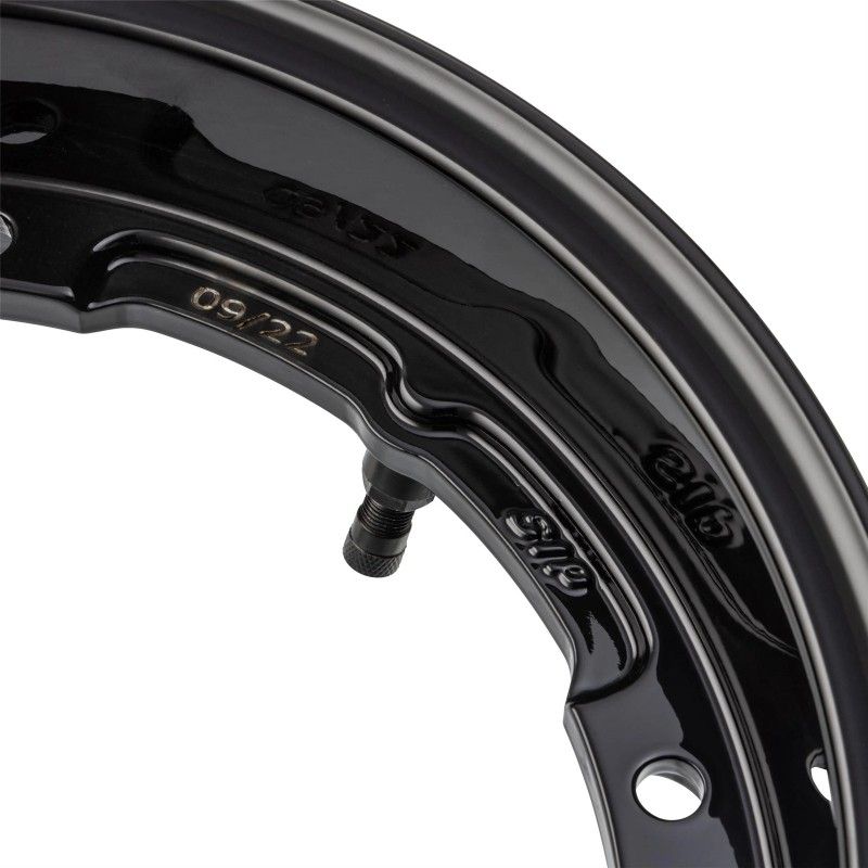 SIP Tubeless MY Rim - 2.10 Black for Classic Vespa 10" - 81061620  SIP - 6