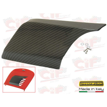 ADDITIONAL AIR CONVEYOR FOR ENGINE SIDE DOOR " CARBONE LOOK" COMPLETE WITH SCREWS AND WASHERS FOR VESPA 50 - 125 PRIM  CIF - 1